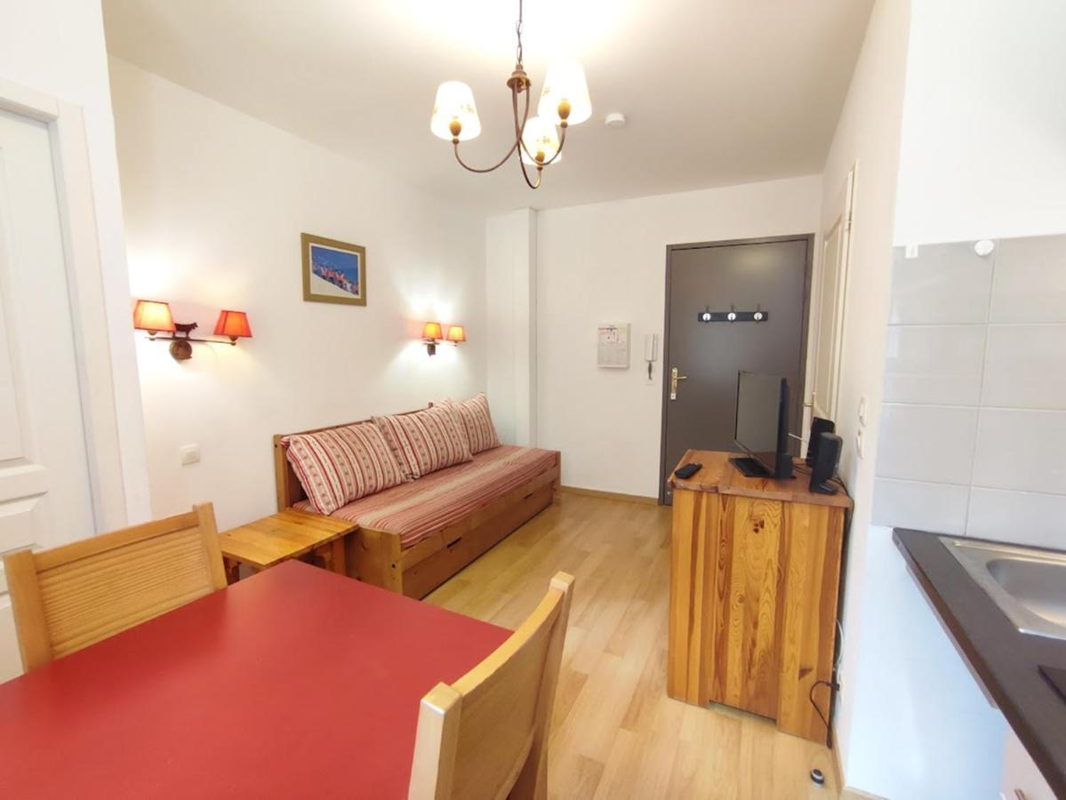 Pat 83, T2, Centre Luchon, Wifi, Casier A Skis, 4 Personnes Bagnères-de-Luchon エクステリア 写真