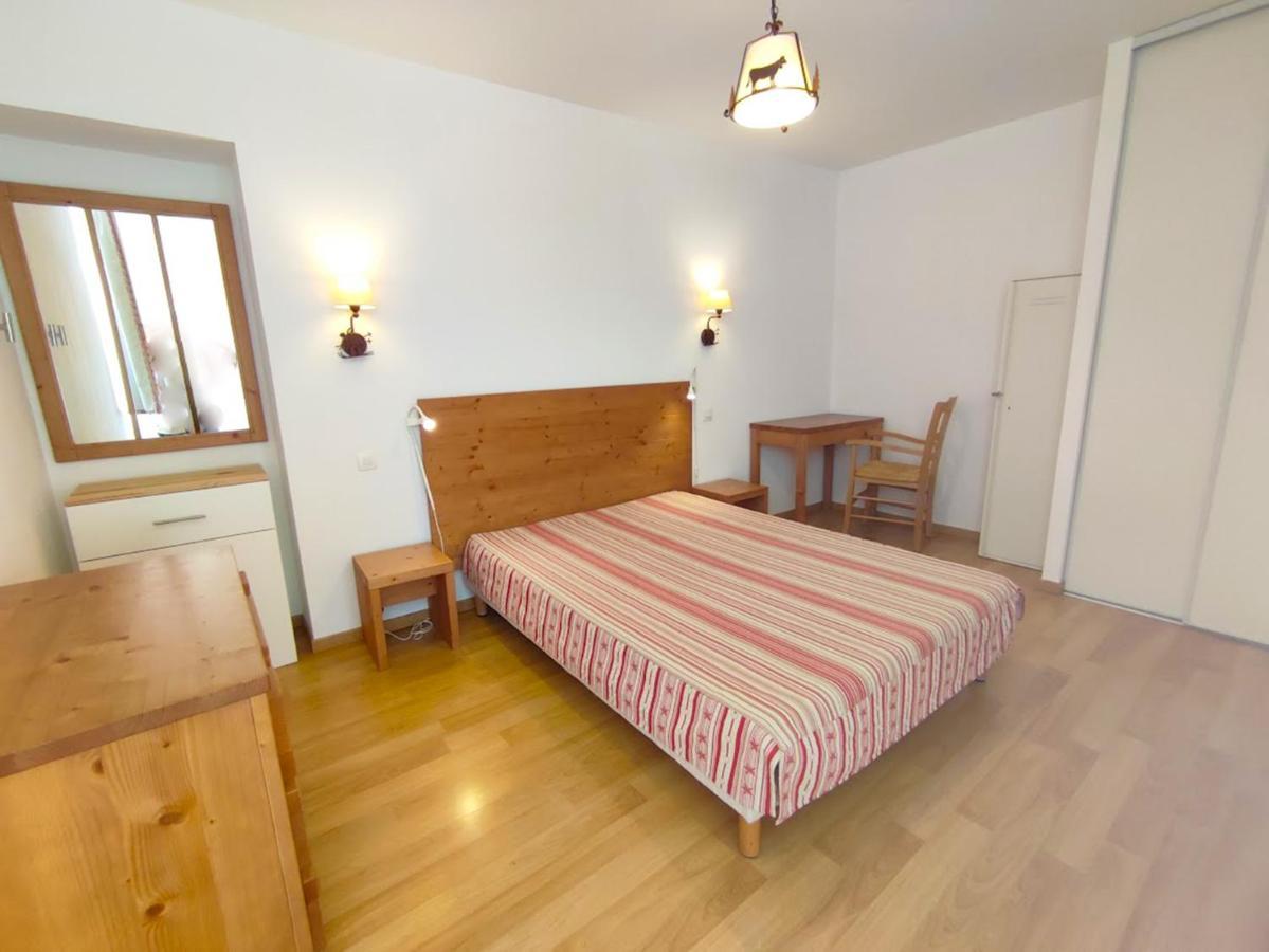 Pat 83, T2, Centre Luchon, Wifi, Casier A Skis, 4 Personnes Bagnères-de-Luchon エクステリア 写真